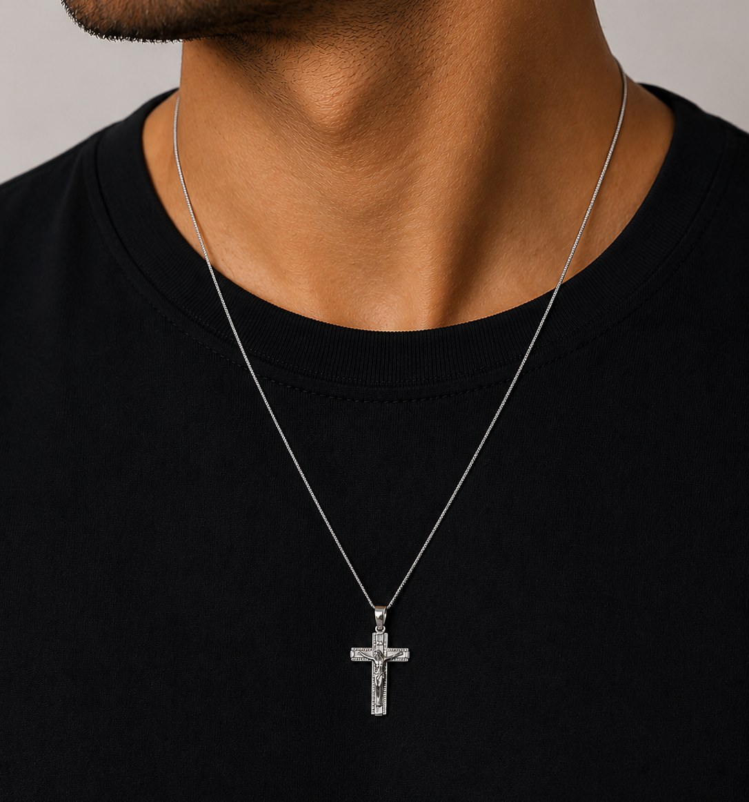 Herrenkreuz-Anhänger aus 18 Karat Gold TIZIANO TIZ ORCND 599
