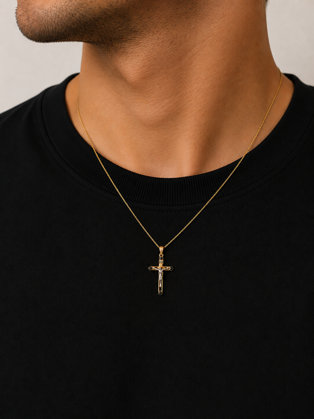 Herrenkreuz-Anhänger aus 18 Karat Gold TIZIANO TIZ ORCND 109