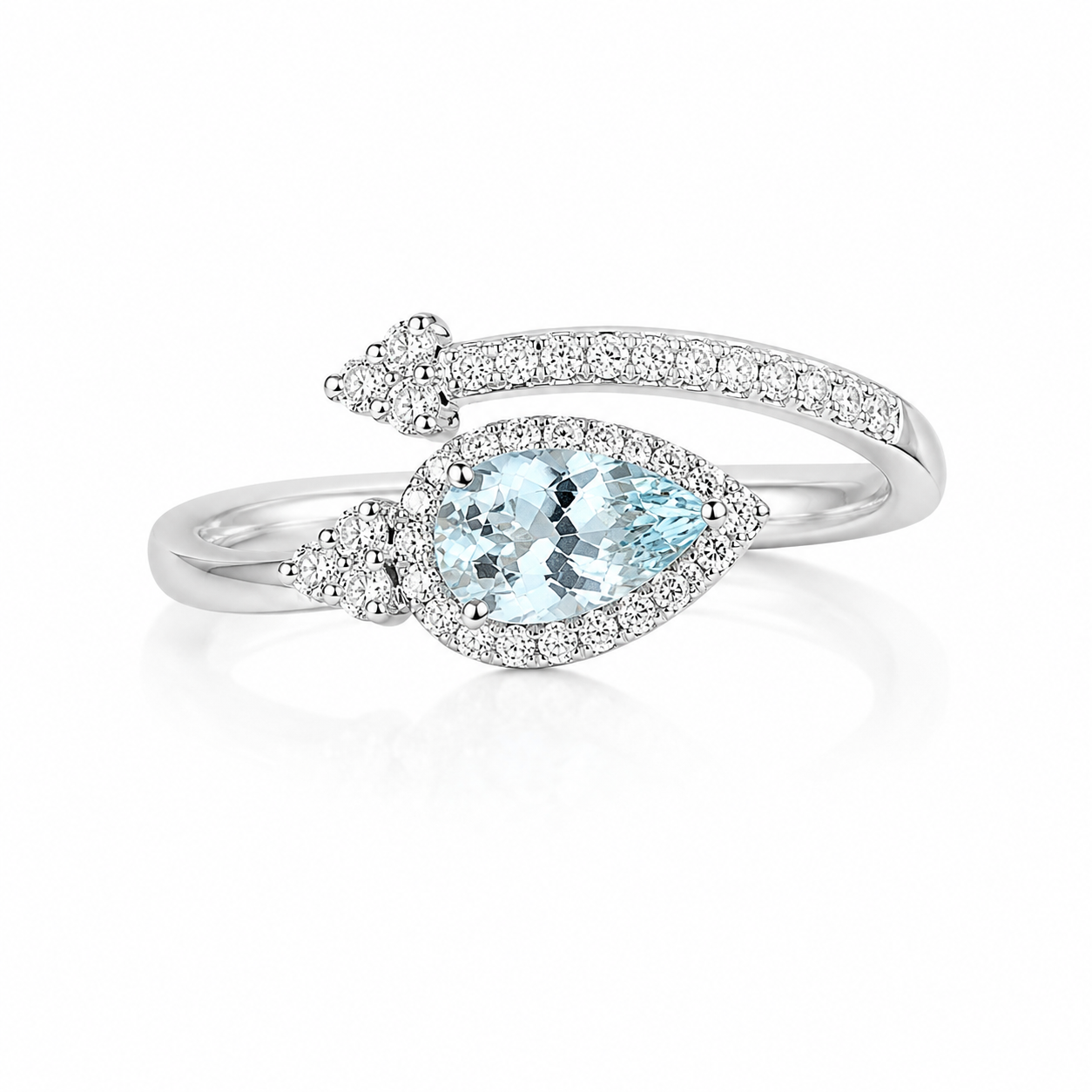 Anello da Donna con Acqua Marina e Diamanti in Oro Bianco Davite&Delucchi