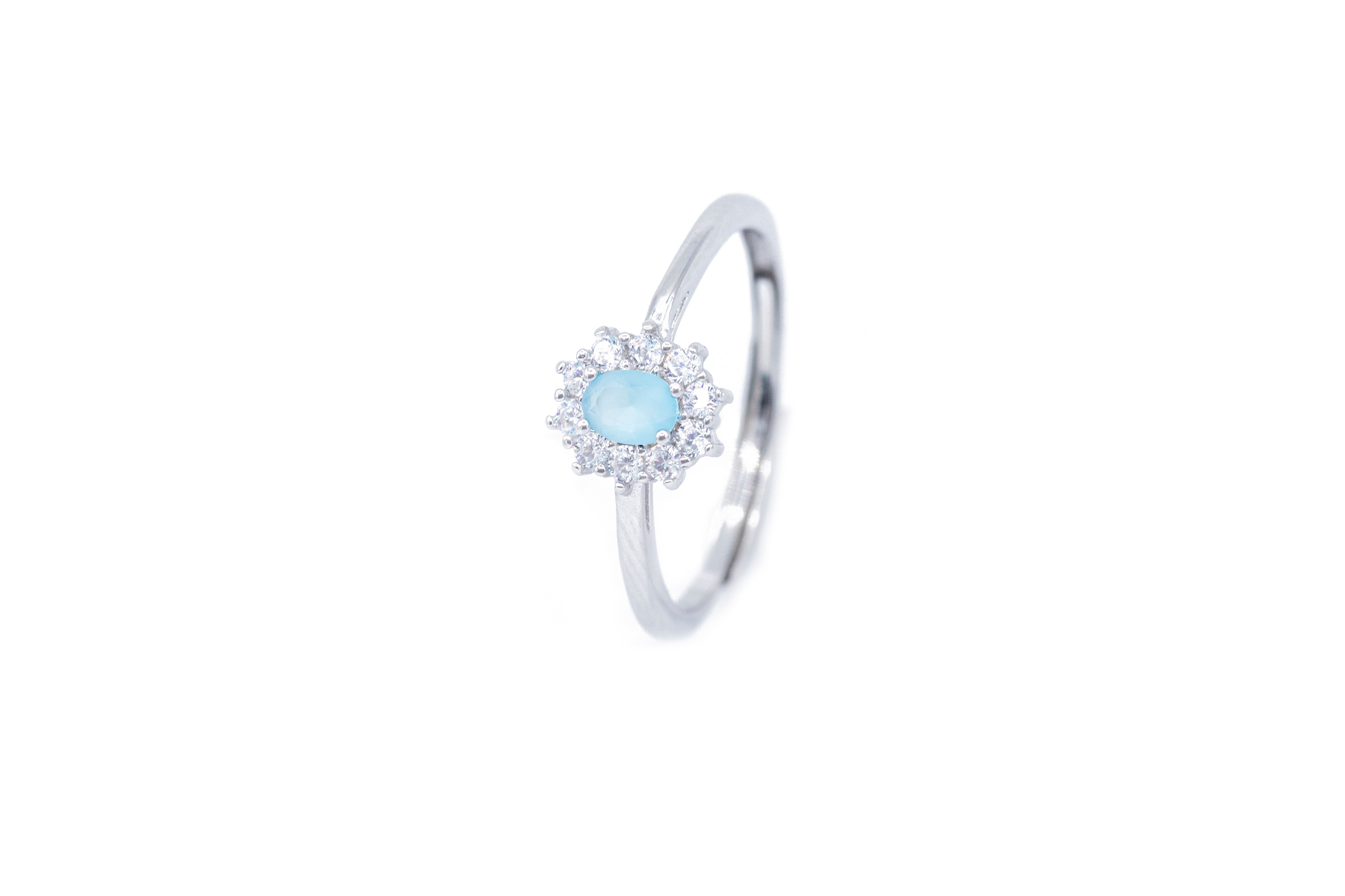 Anello "Amore Eterno" – Il Regalo Perfetto per la Sorella Minore
