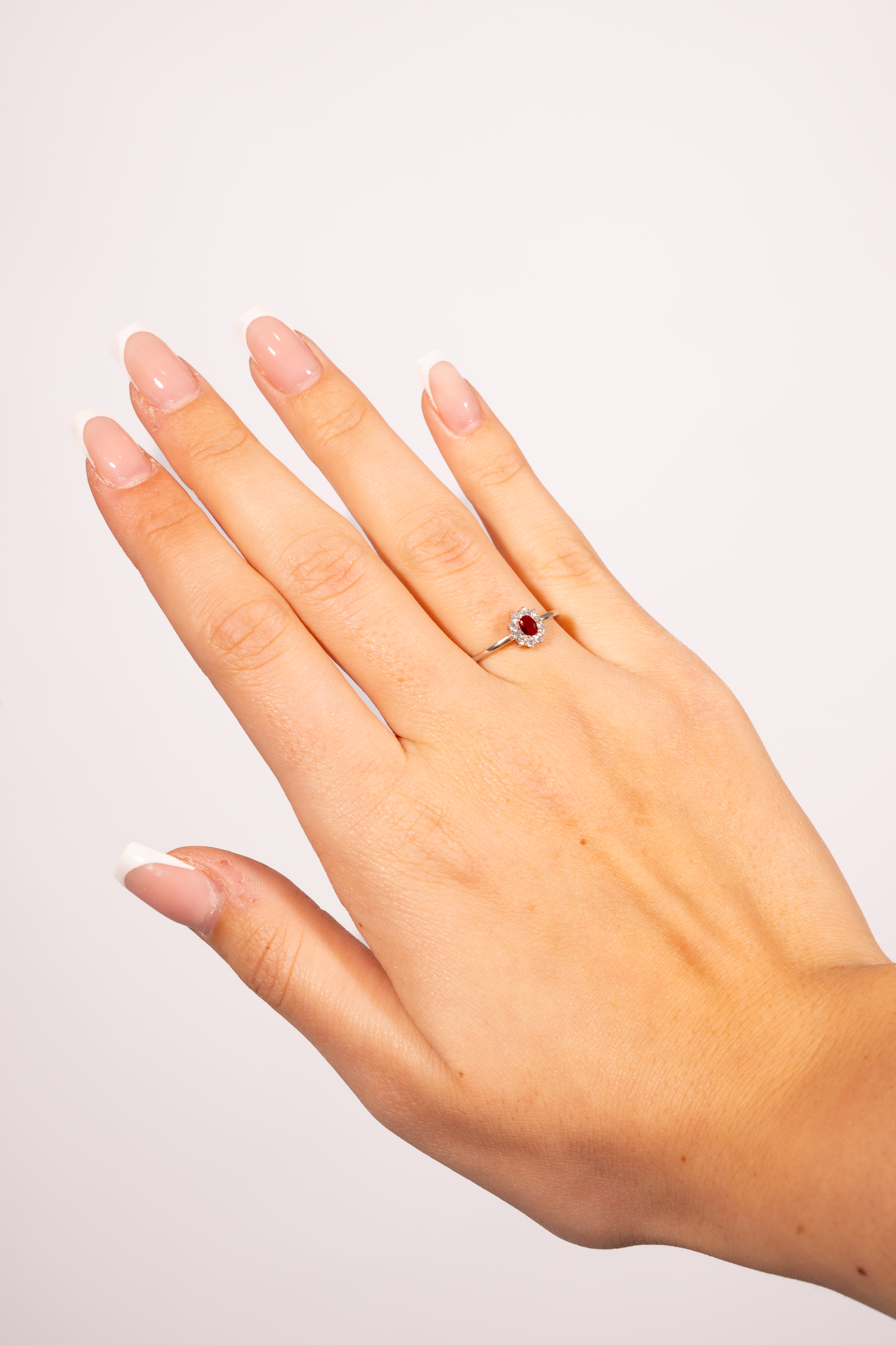 Anello "Amore Eterno" – Il Regalo Perfetto per la Sorella Minore