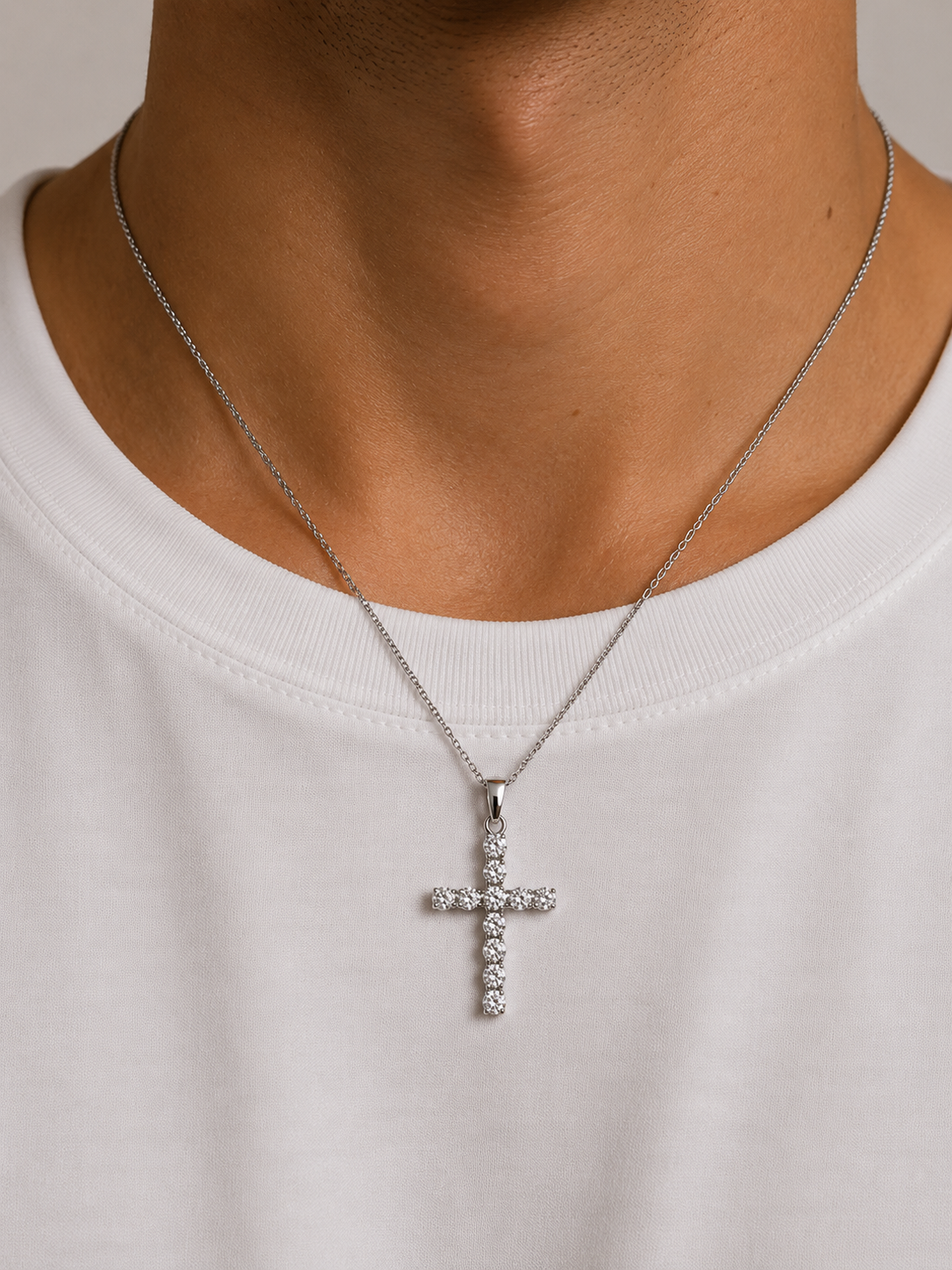 Unisex-Halskette mit Kreuz aus 18 Karat Gold und Diamanten 0,33 Karat TIZ ORCROC/3
