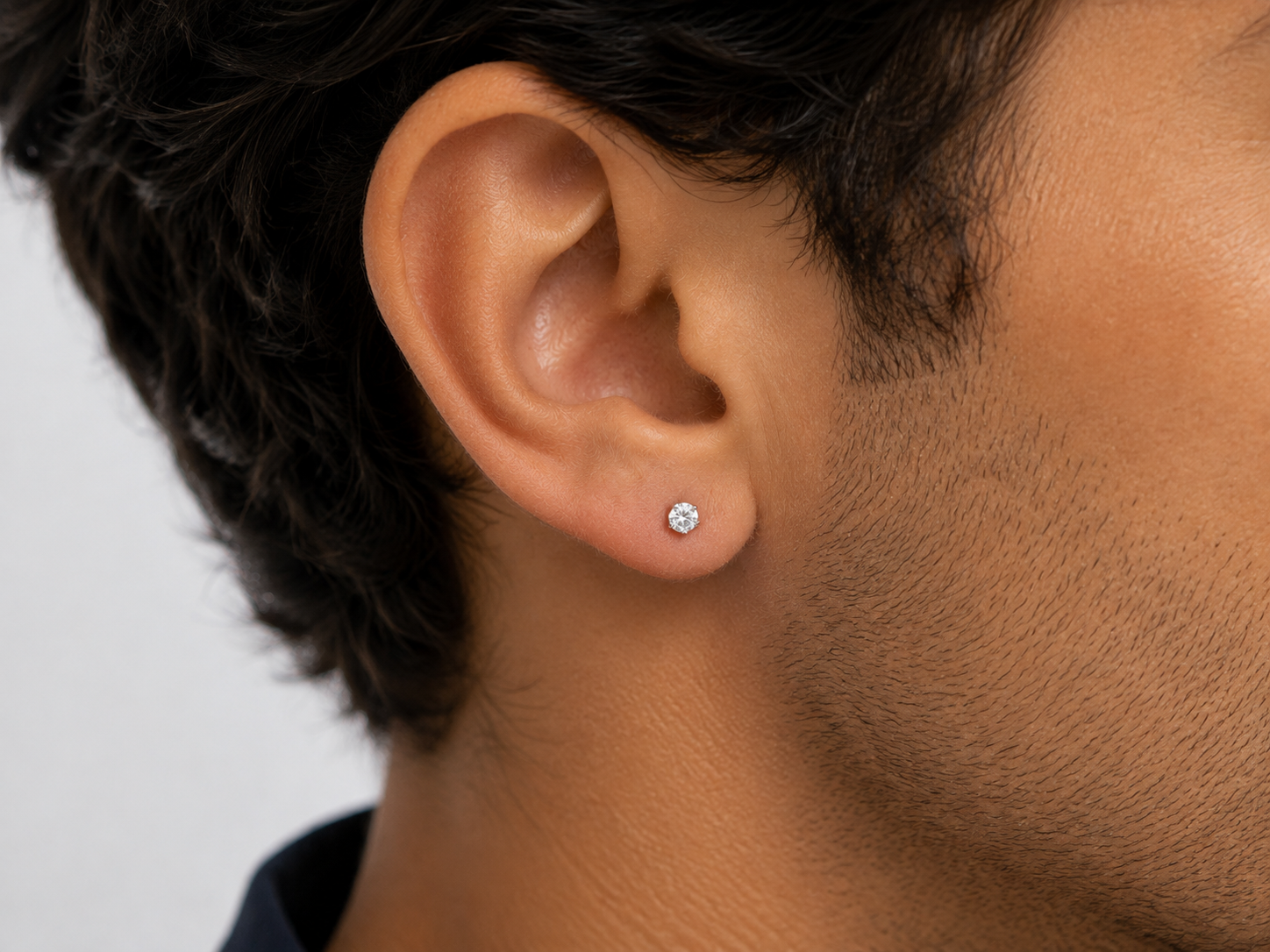 Orecchini Punto Luce con Zircone Unisex in oro 18Kt TIZIANO TIZ OR 156
