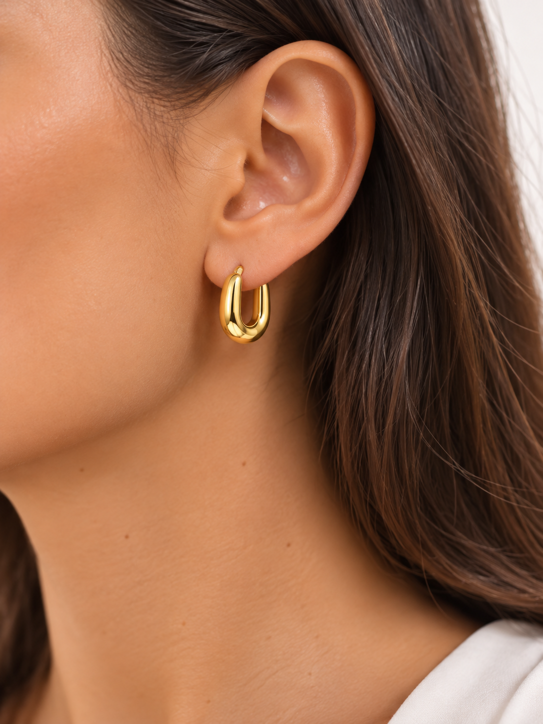 Orecchini a Cerchio Ovale Bombato Da Donna in Oro 18Kt TIZIANO TIZ OR 175